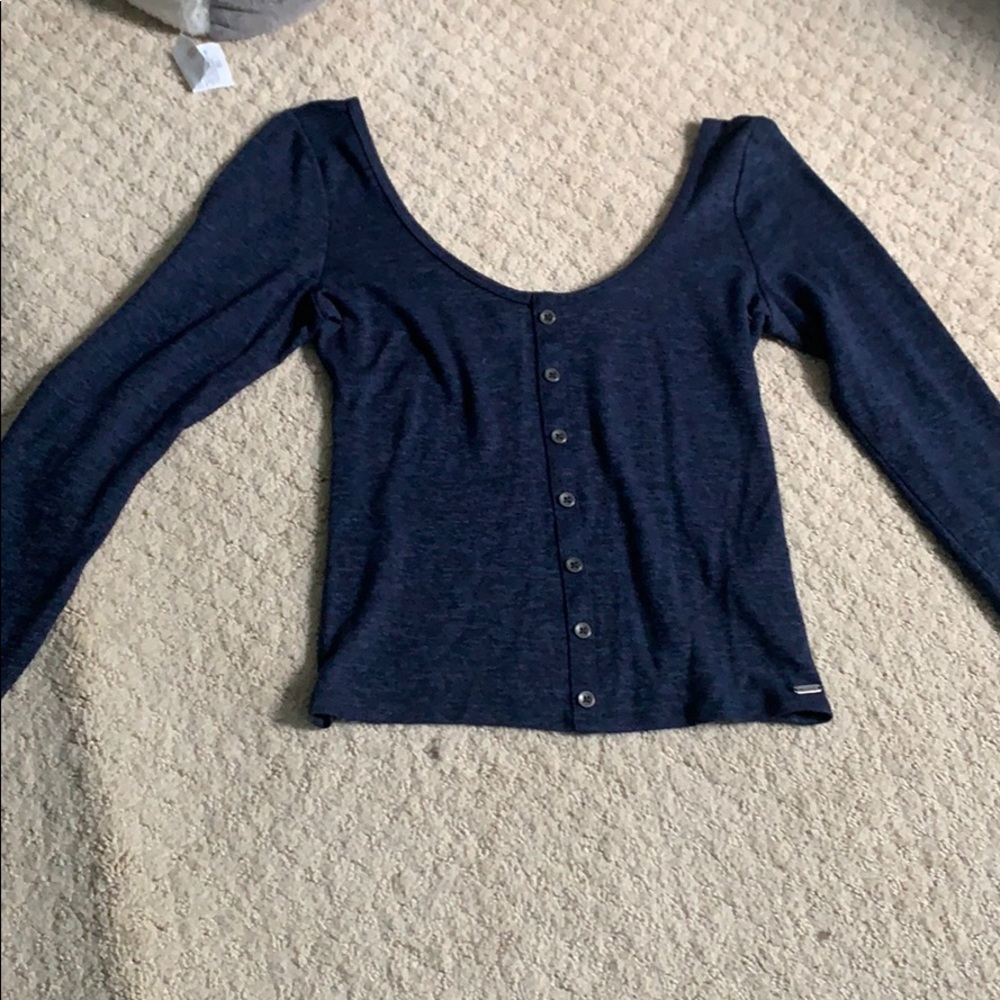 hollister long sleeve top